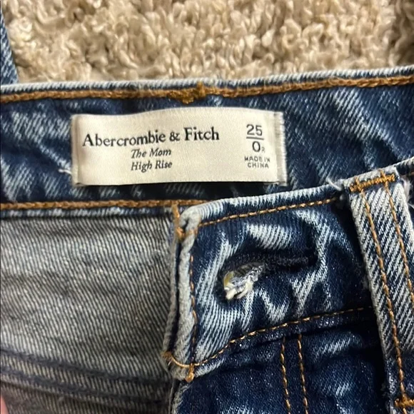 Abercrombie & Fitch Dark Blue Distressed Ankle Jeans - Picture 4 of 4